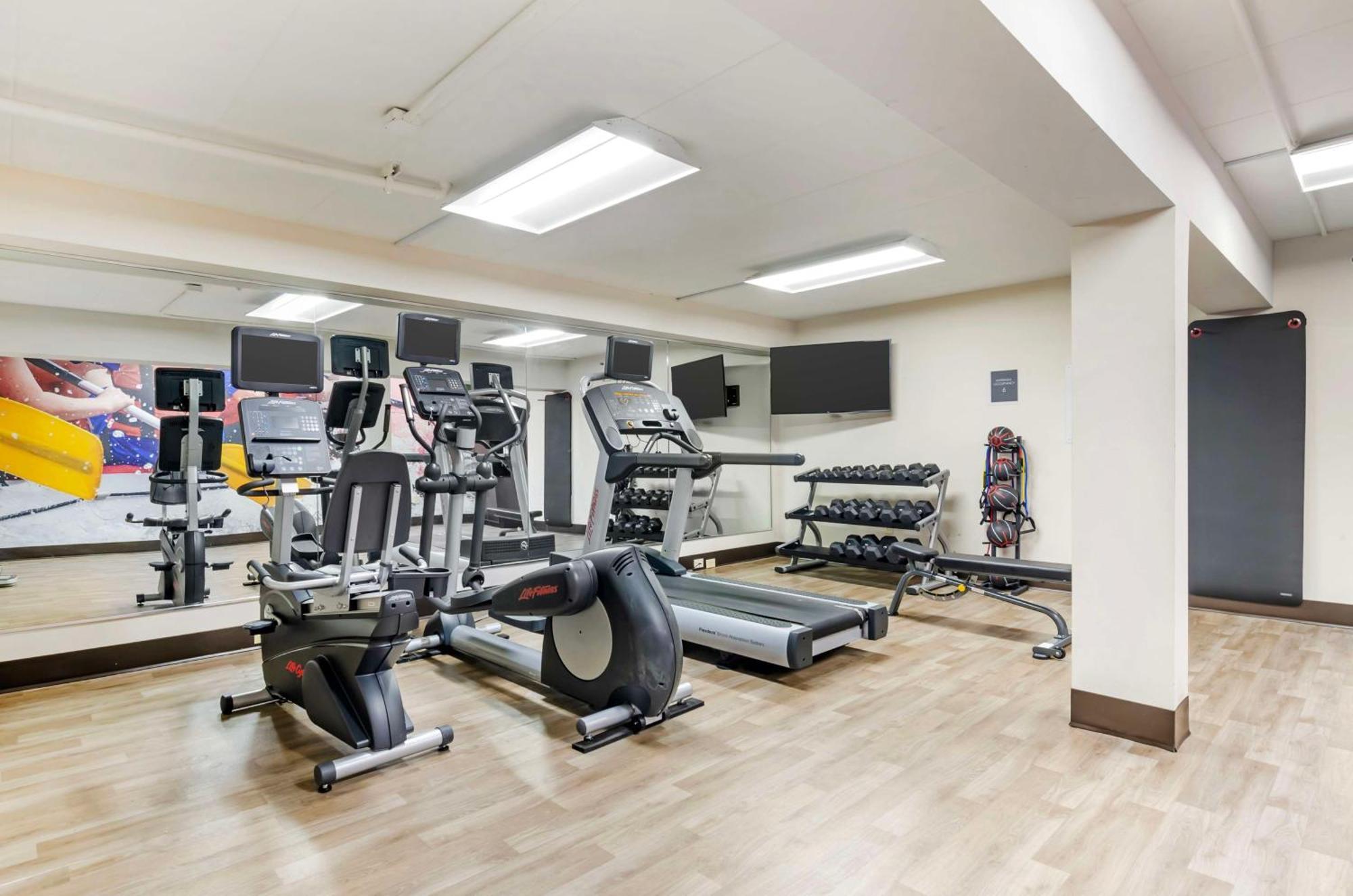 Best Western Plus Beckley Inn Екстер'єр фото