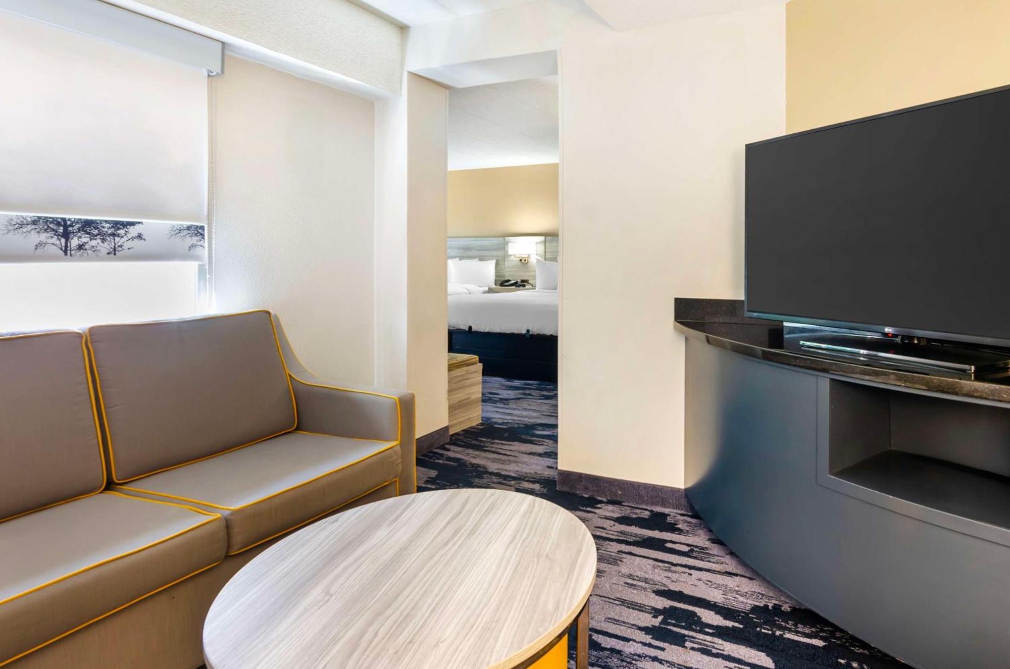 Best Western Plus Beckley Inn Екстер'єр фото