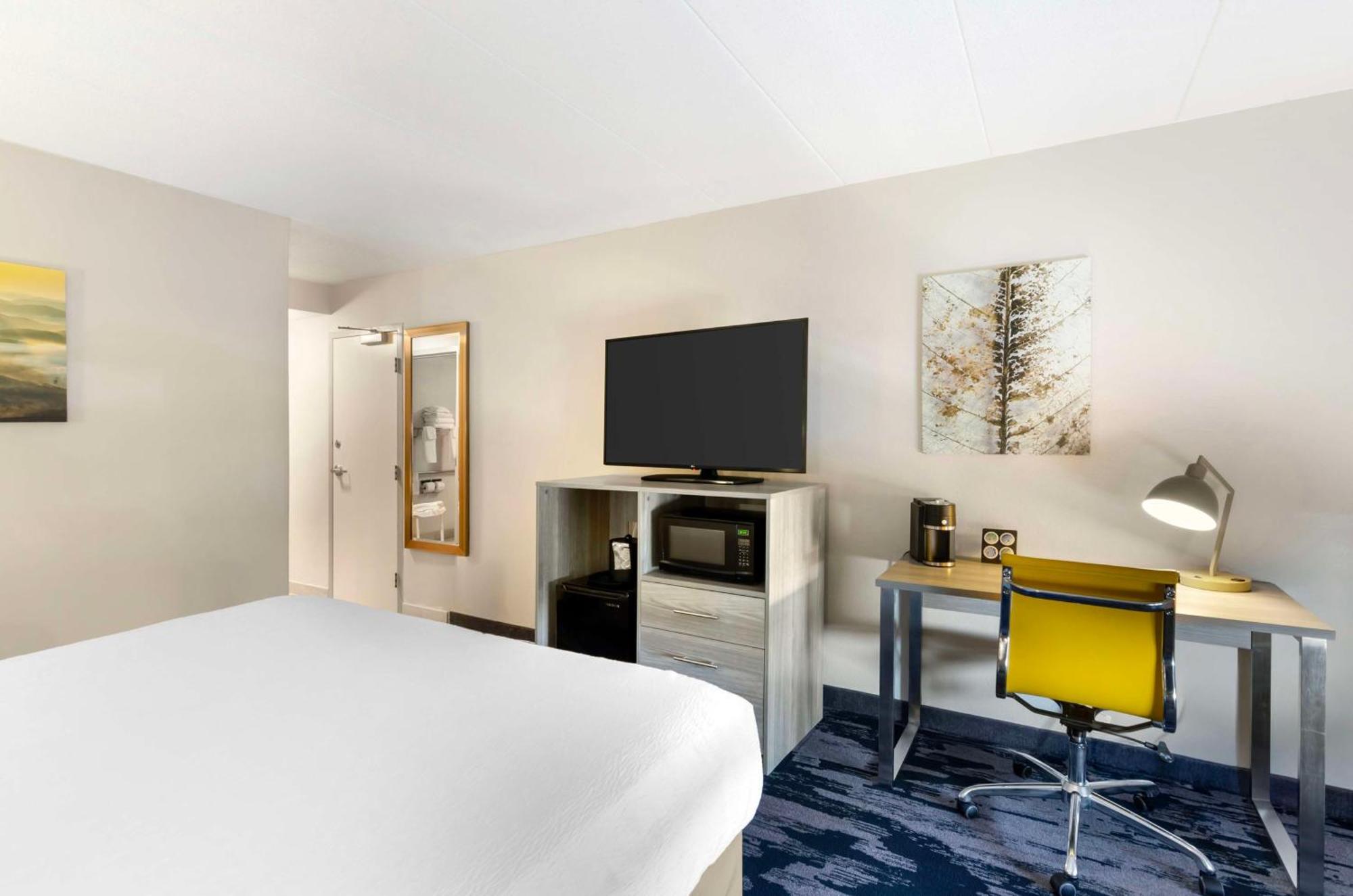 Best Western Plus Beckley Inn Екстер'єр фото
