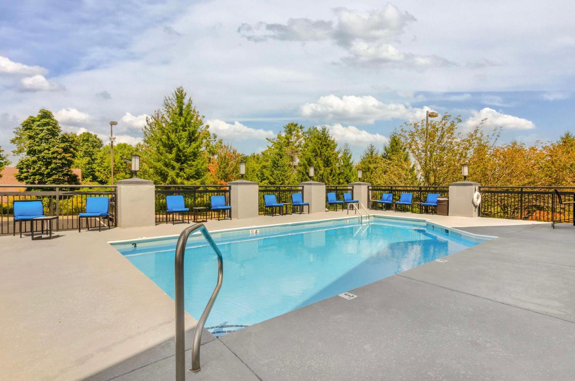 Best Western Plus Beckley Inn Екстер'єр фото